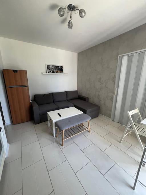 Cosy Next To The Mall Apartment *