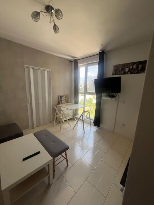 Apartament Cosy Next To The Mall